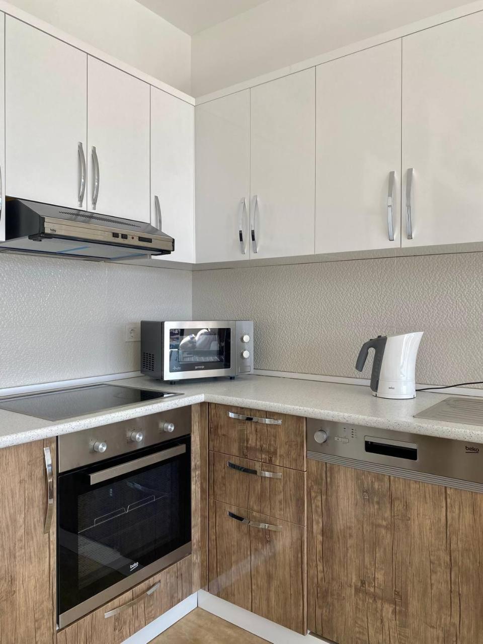 Apartments With Sea And Mountain Views, Portа Batumi Tower Luaran gambar